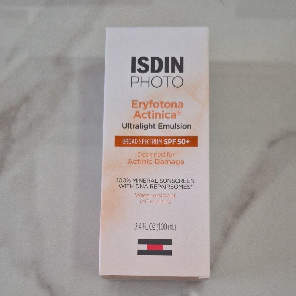 ISDIN Eryfotona Actinica Ultralight Emulsion SPF 50+